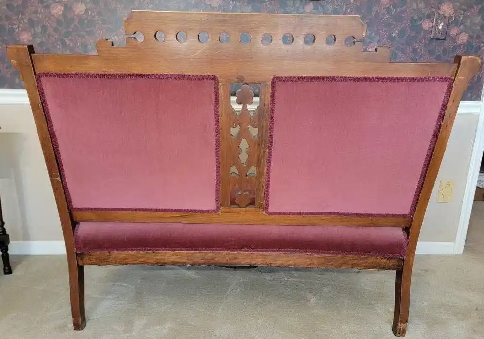 19th century Eastlake sofa/settee InstAppraisal